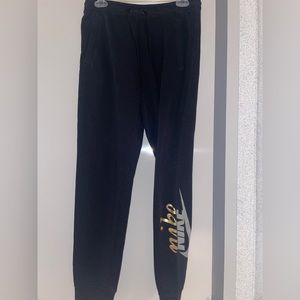 Women’s Nike jogger